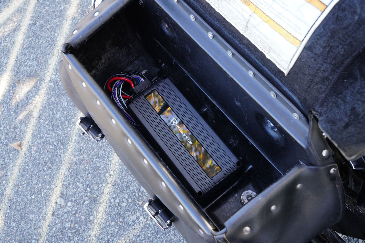 MS40W Marine Speakers + Marine Tower Enclosures Bundle