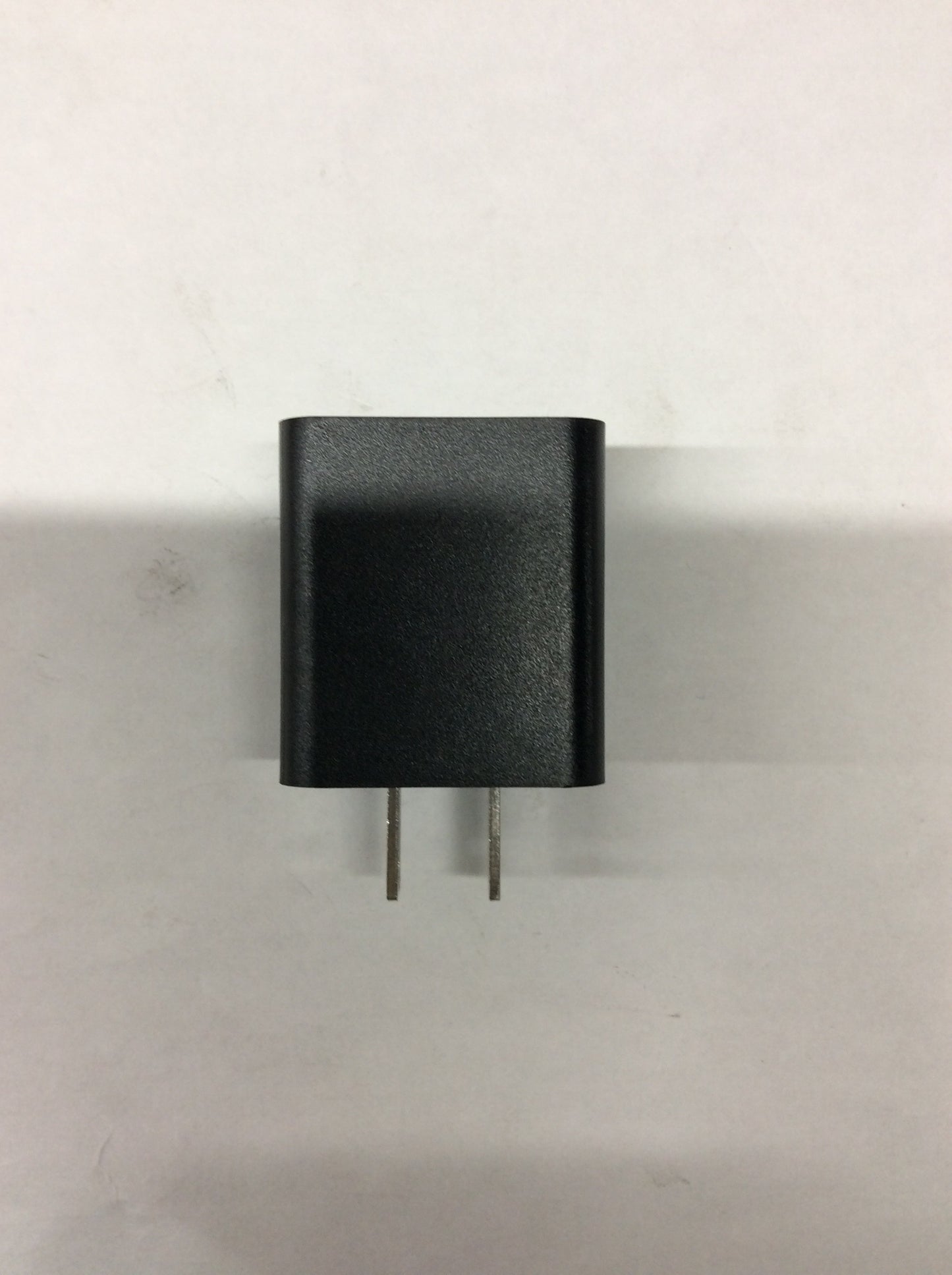 ROCKMIX USB 2A POWER ADAPTER