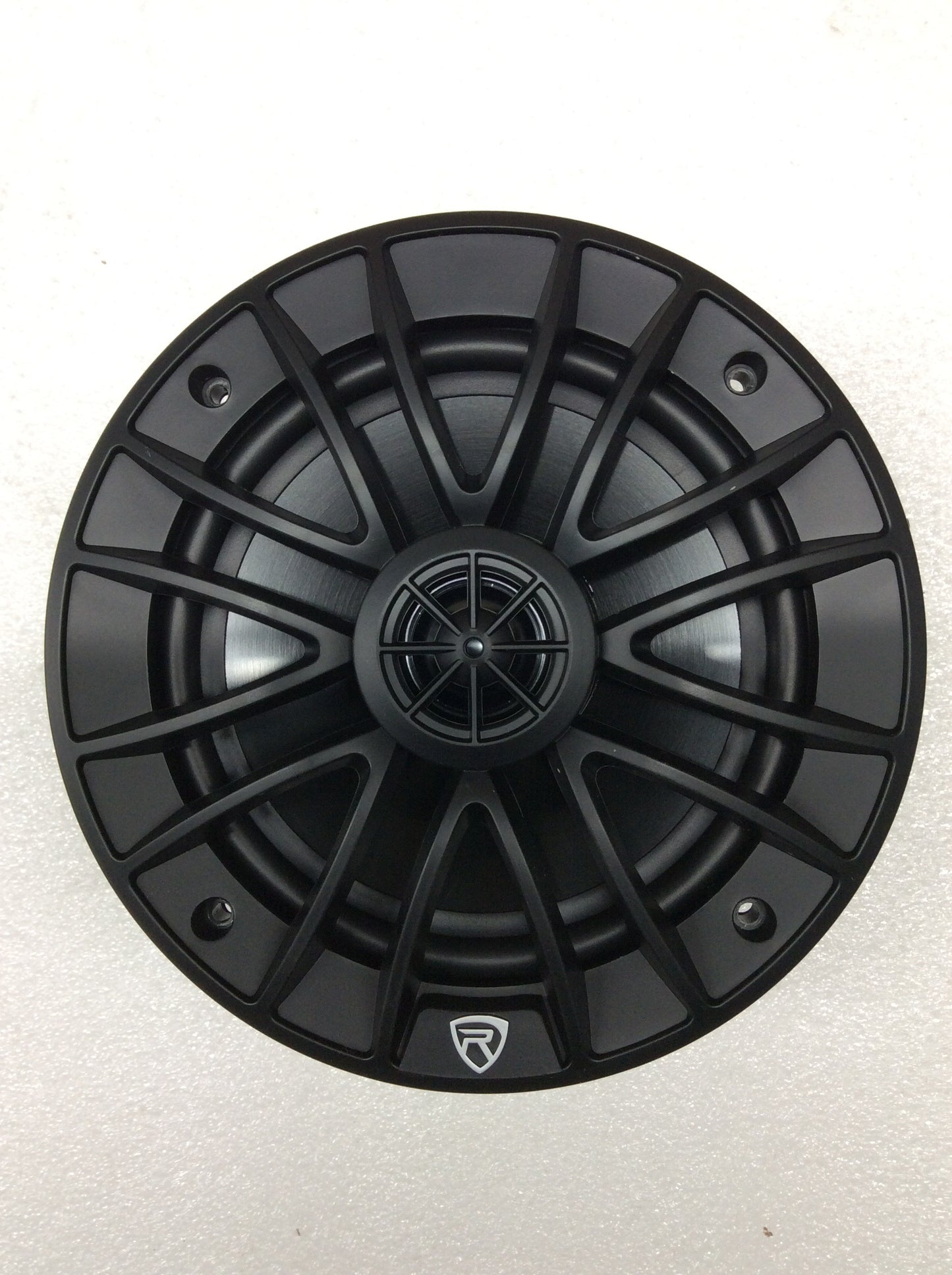 UT65B WOOFER WITH GRILL