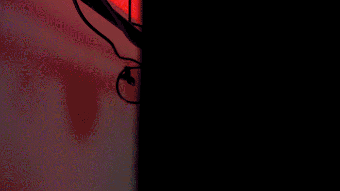 Distinctive Features for Refined Spaces