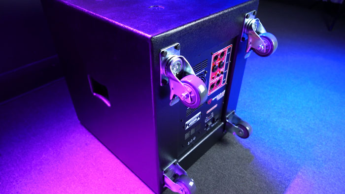 Versatile Connectivity and Easy Setup