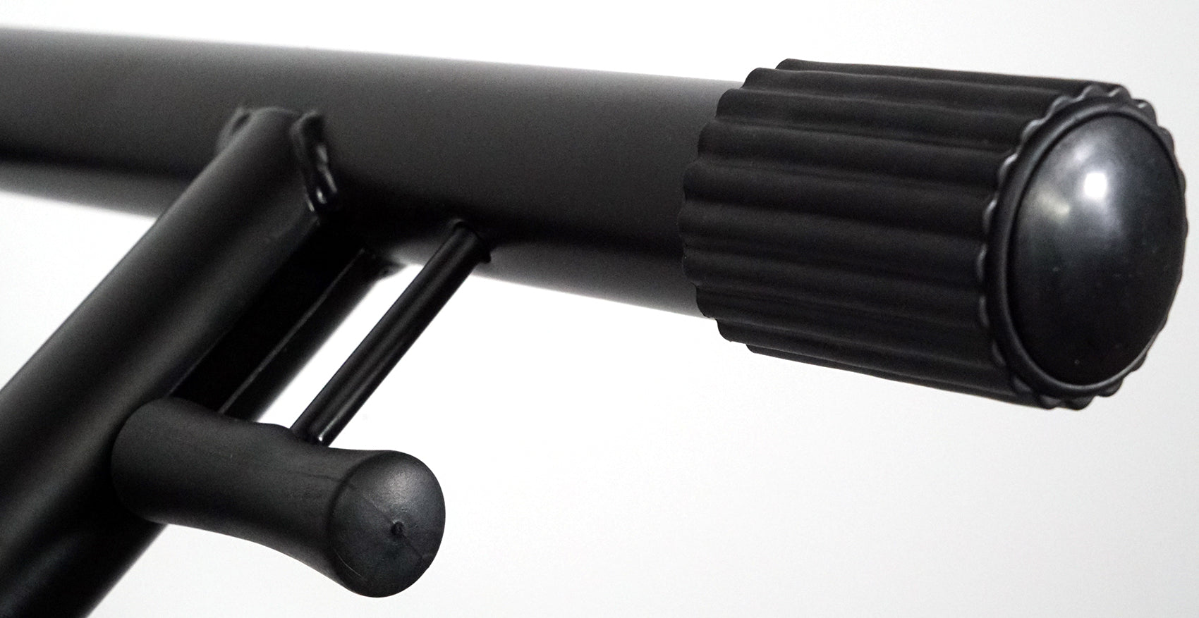 RKS30X Keyboard Stand + RSC5B Black DJ Scrim Bundle