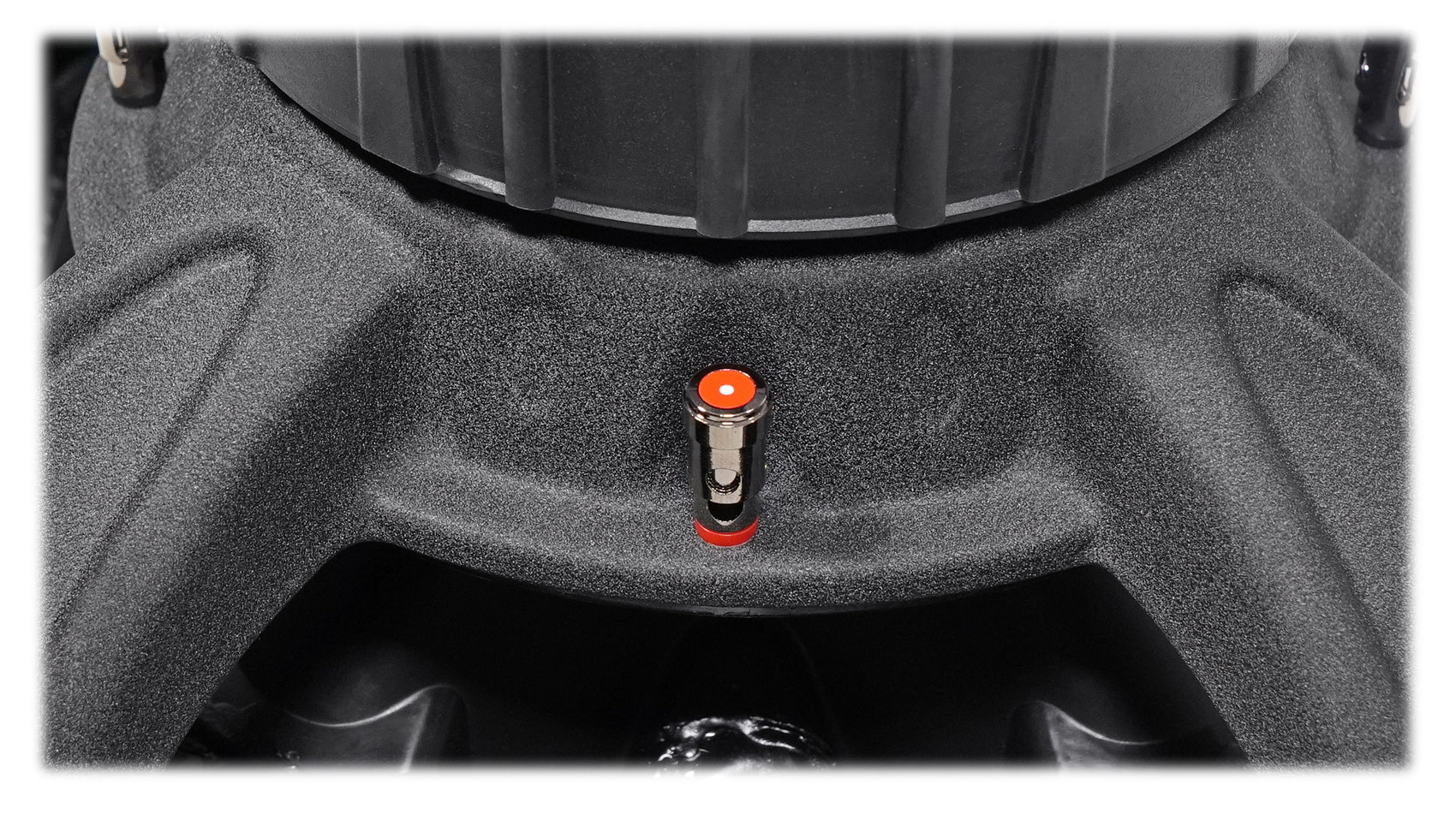 KICKER 45L7R154 15" 1800 Watt L7R Car Subwoofer+Vented Box+Mono Amplifier+Wires