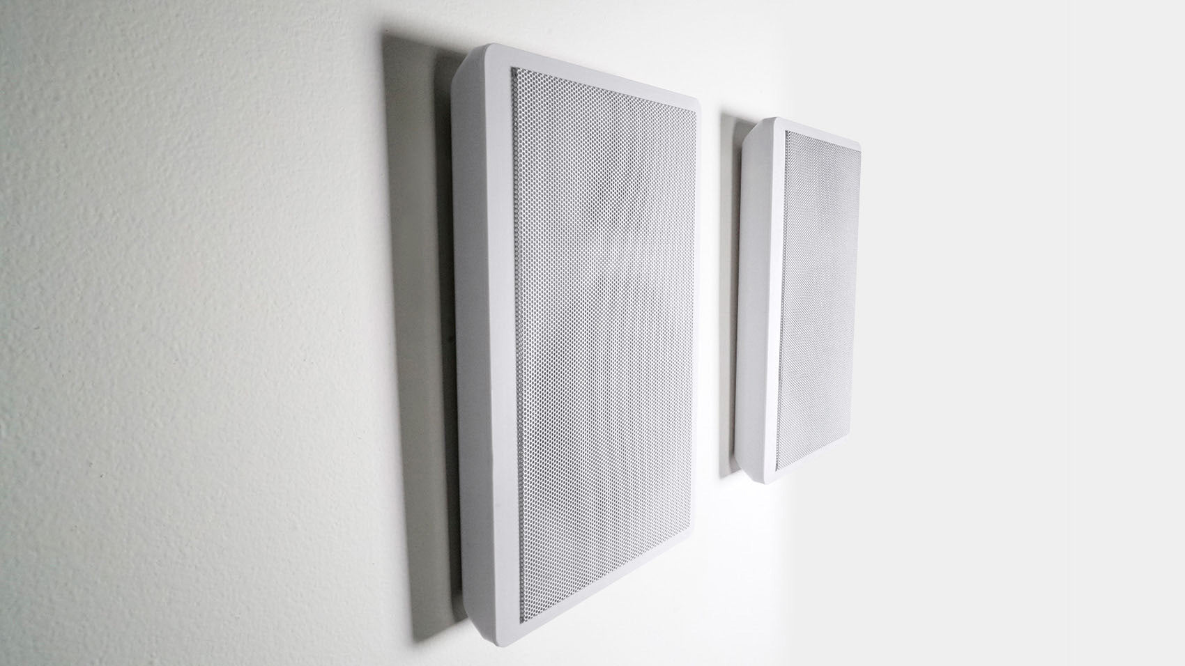 RockSlim White 2-Pack + RPA70WBT Karaoke Amplifier Bundle