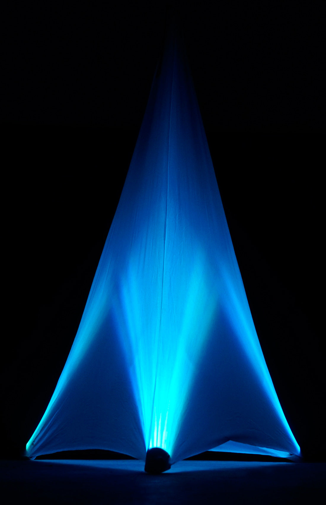 American DJ Tripod Lighting Light Bar Stand wLED's+Remote+4) Par Can Wash Lights