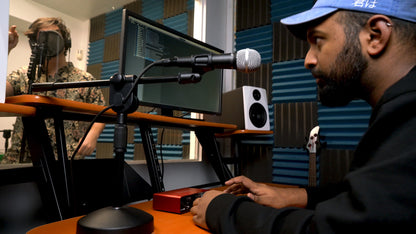 iStand 44 + RDMS70 Desktop Mic Stand Bundle