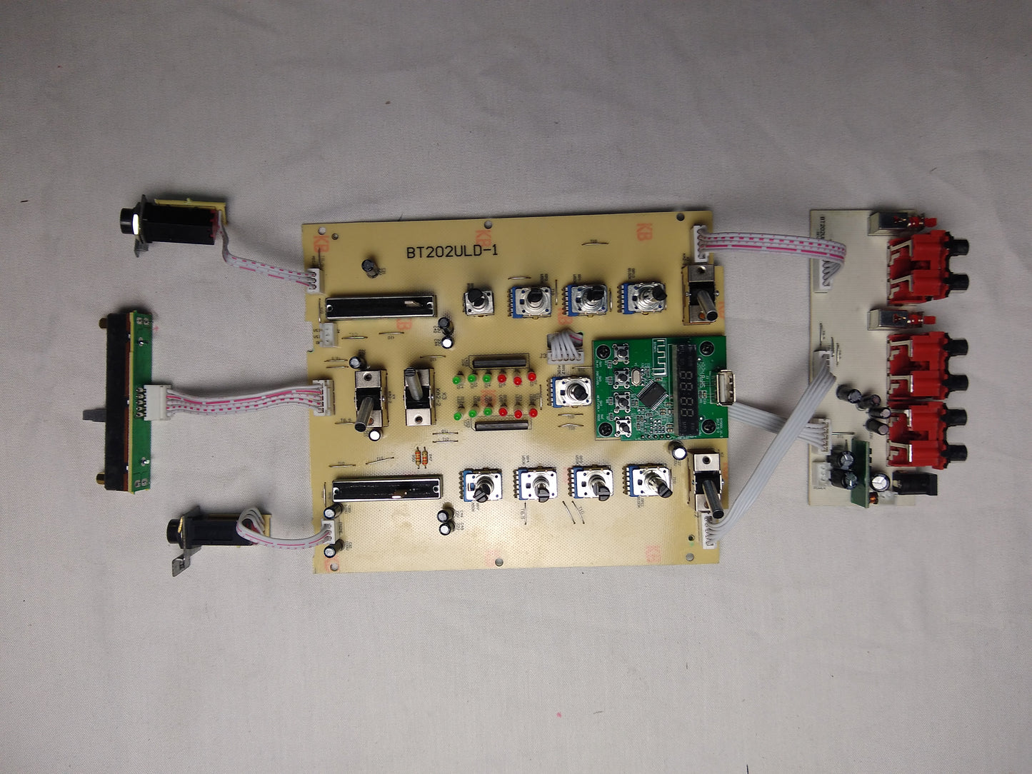 RDJ3BT INCLUDES MAIN BOARD AND INPUT BOARDS ATTACHED