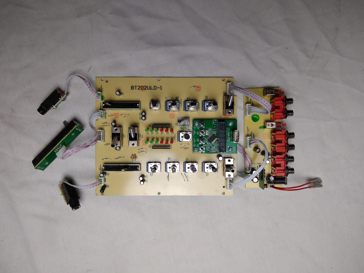RDJ2 BOARD INCLUDES REAR PANEL BOARD, main board, and mp3 module