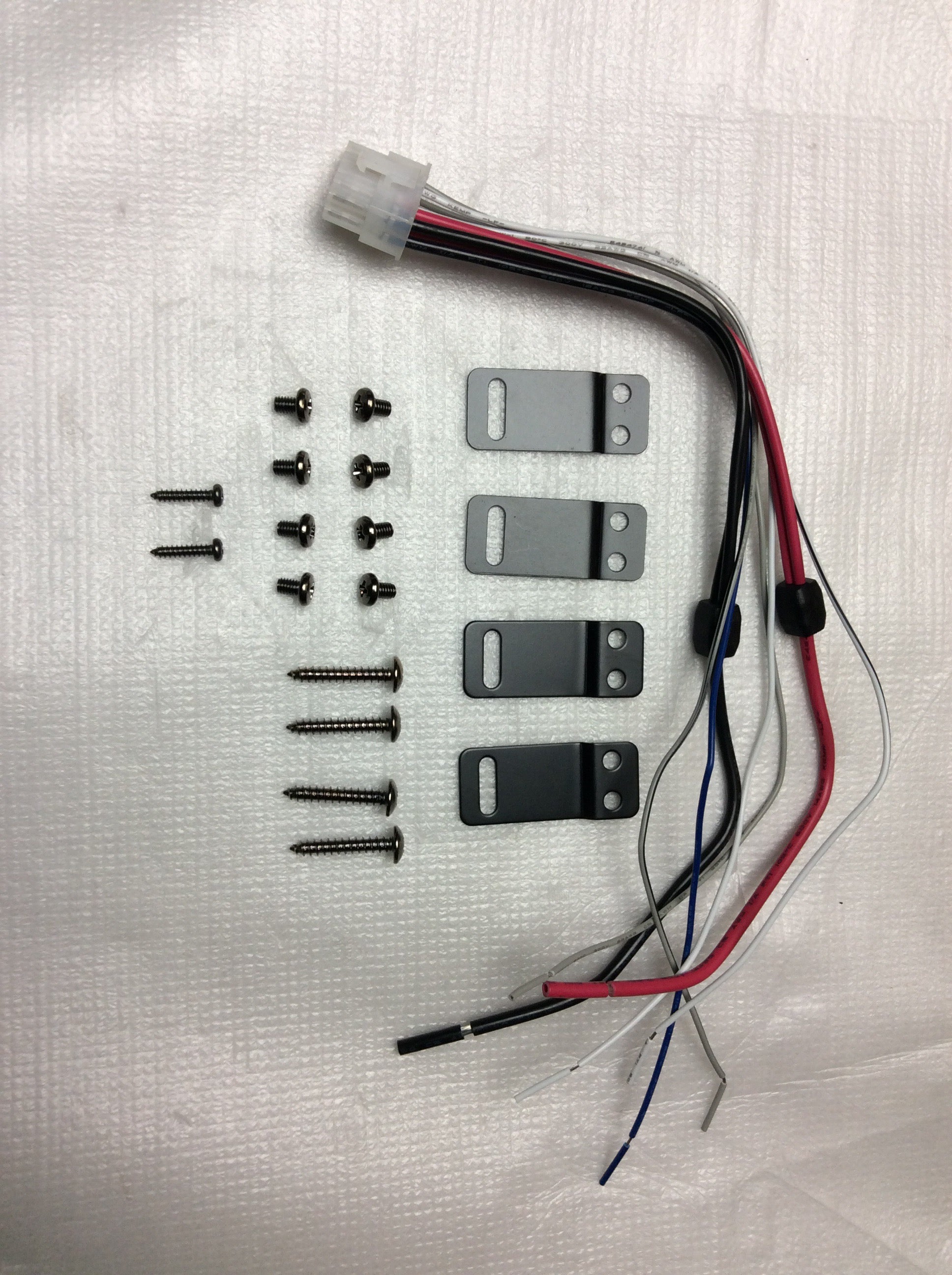 SS8P WIRE HARNESS AND MOUNTING KIT