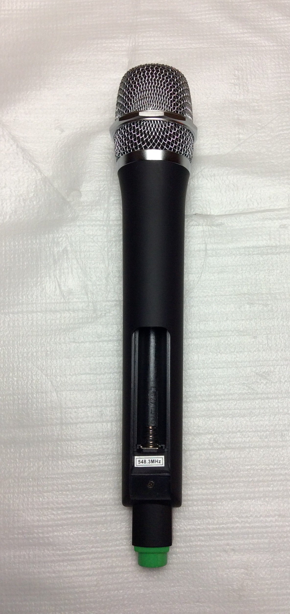 RWM4401UH C Mic: Group 3: 548.3 MHz