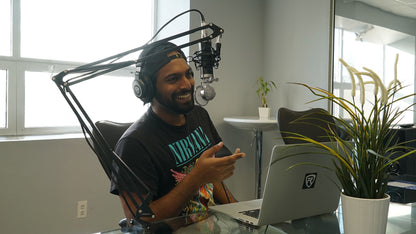 Audio Technica AT2040 Microphone Broadcast Podcast Podcasting Mic + Boom Arm