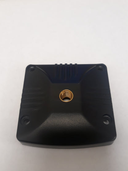 ROCKSTRIP 252 square endcap connecting to triangle bracket stand