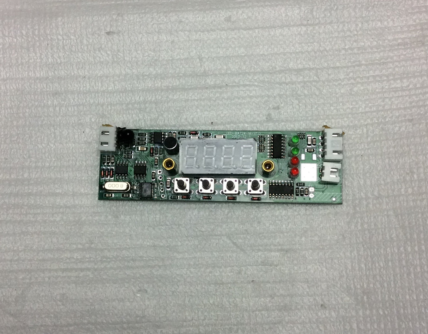 BATTERY STRIP 24 DISPLAY BOARD