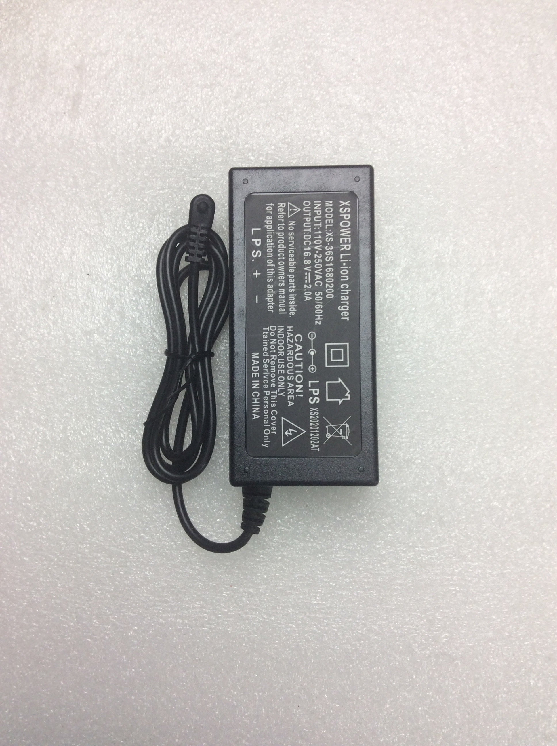 Best Par 50 XS Power Li-Ion Charger; 100-24 VAC 50/60 Hz , 16.8 V-2.0 A