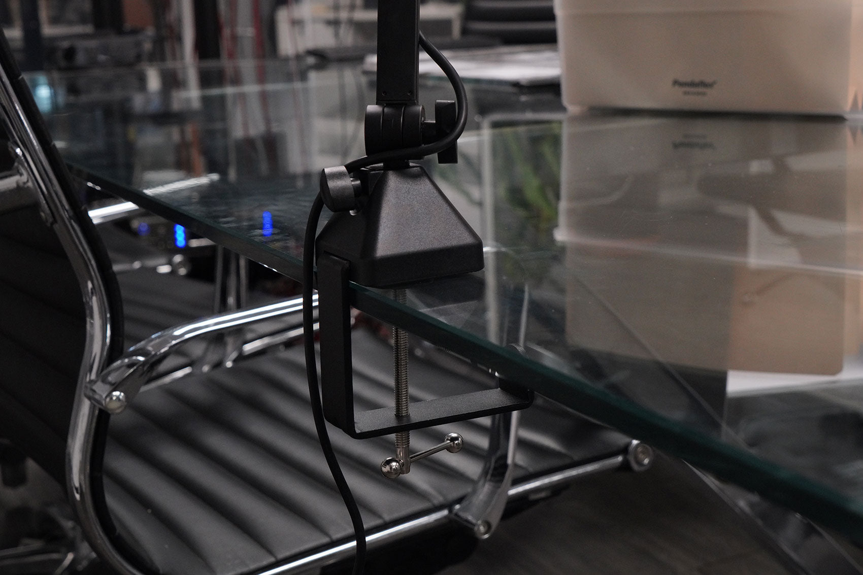 R-BOOM 34 + iStand 22 Bundle