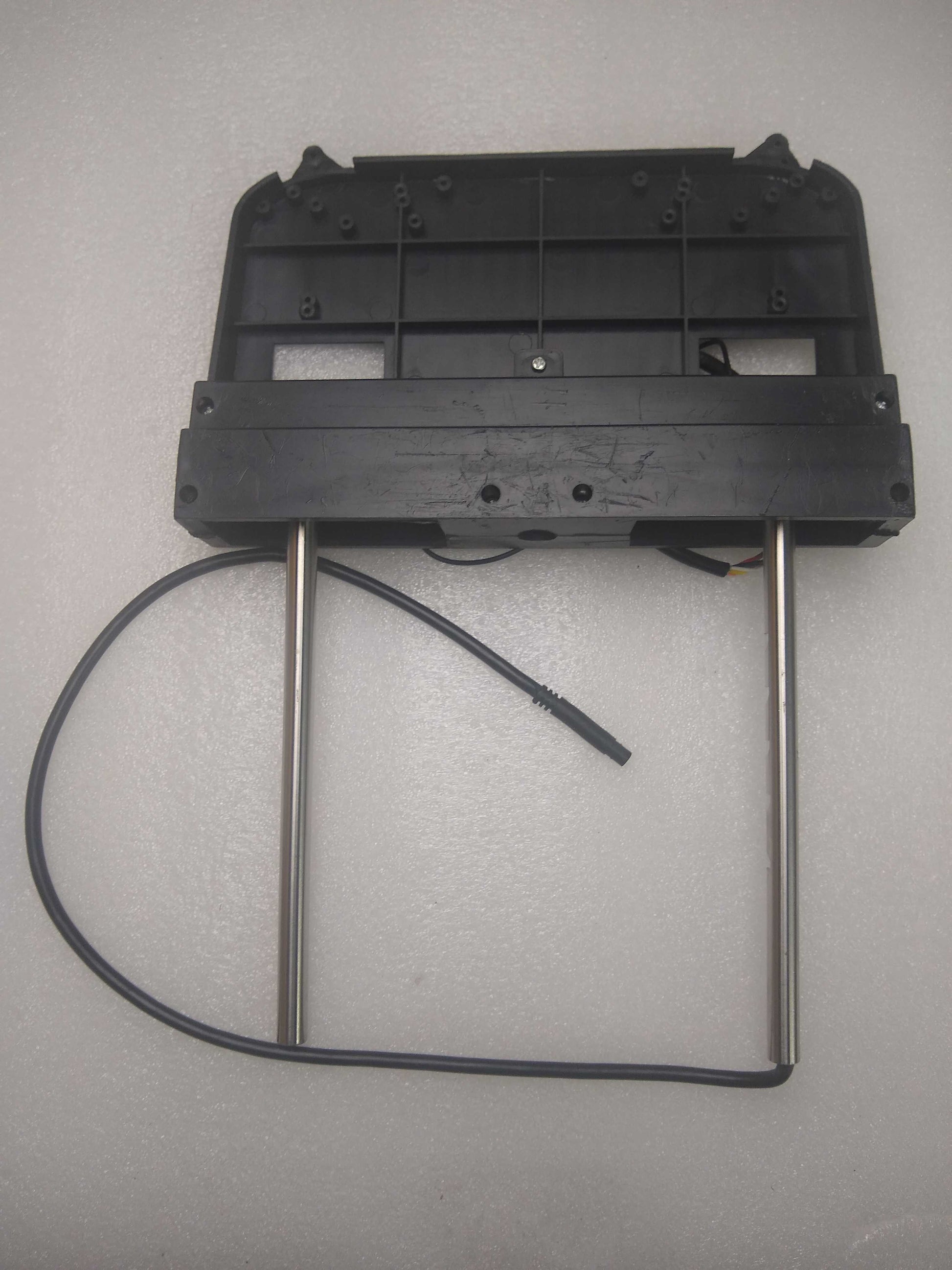 RDP931 HEADREST ASSEMBLY