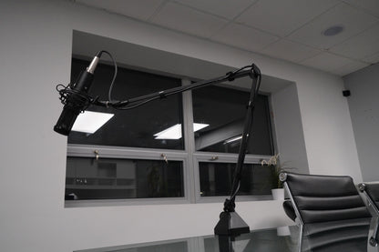 R-TRACK 2x2 + (2) RCM01 + (2) PRO-M50 + R-BOOM 34 + RHPA4 Bundle