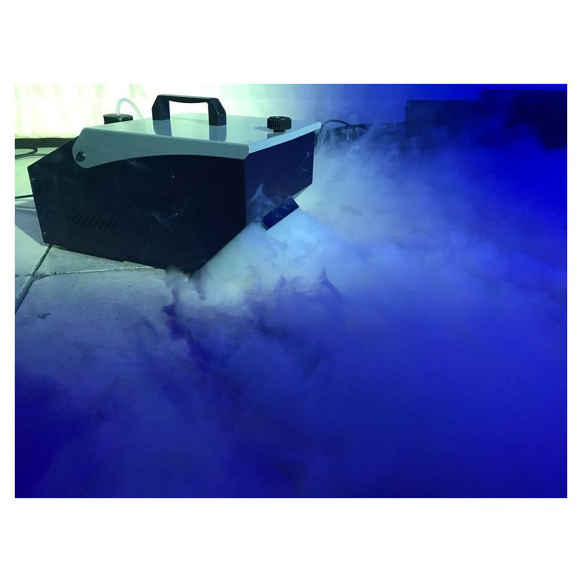 American DJ ADJ MISTER KOOL EP 700W Fog Machine Low-Lying Water Based Fogger