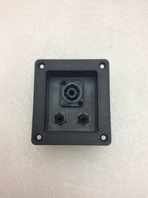 RSG8/RSG10/RSG12/RSG12.24/RSG12.28/RSG12.4/RSG15/RSG15.24/RSG15.28/RSG15.4 SPEAKER JACK PANEL