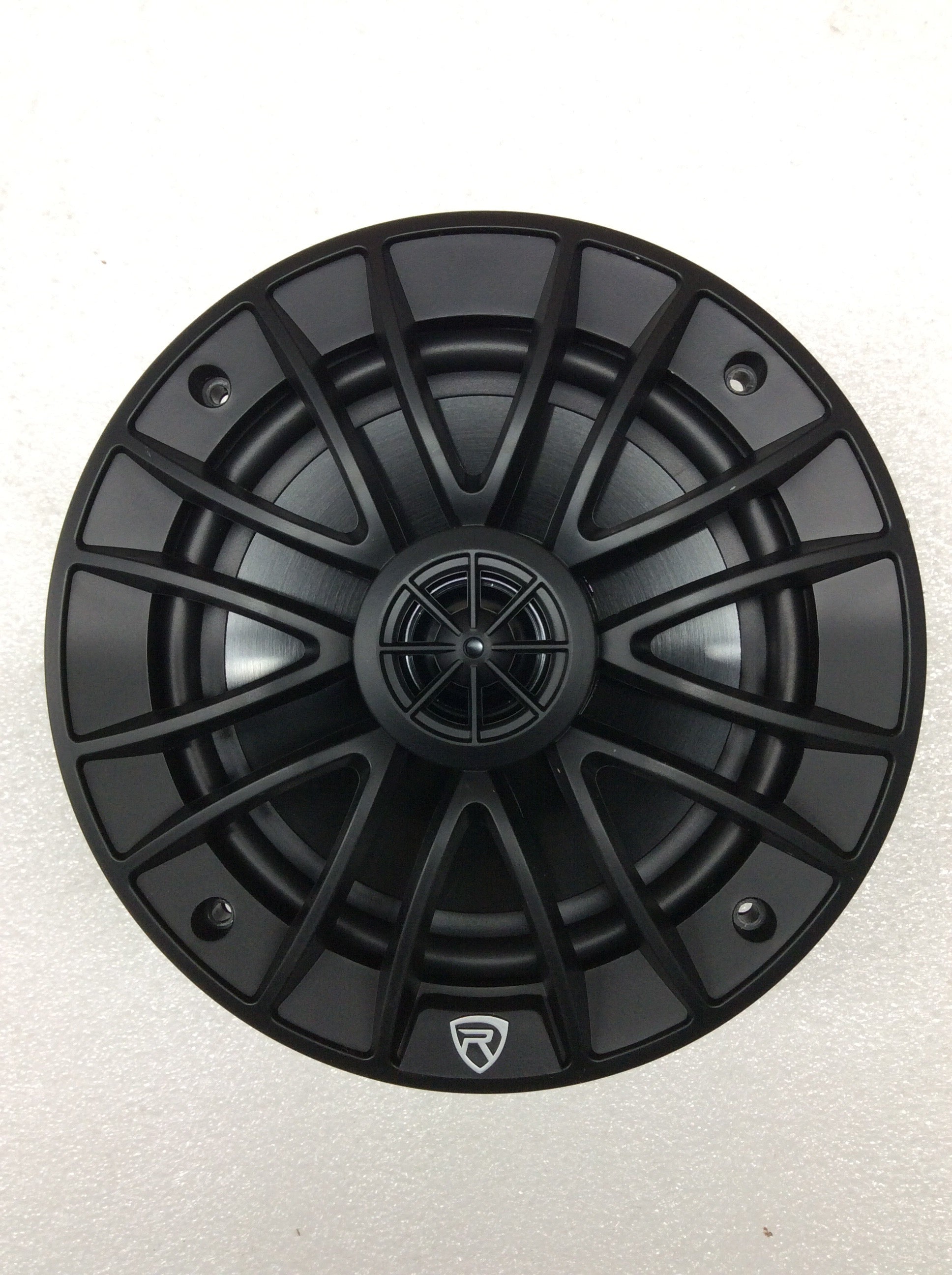 UT65B WOOFER WITH GRILL